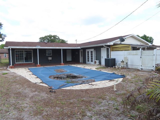 5702 JACARANDA AVENUE, Lakeland, FL 33809