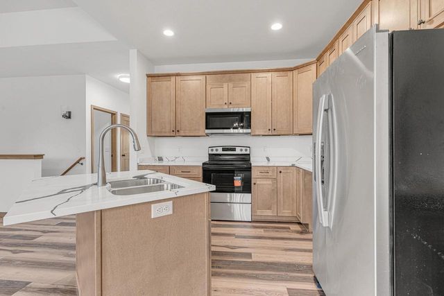 406 mine Road, Baraboo, WI 53913