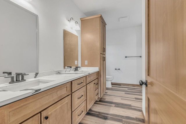 406 mine Road, Baraboo, WI 53913