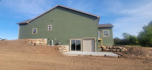 406 mine Road, Baraboo, WI 53913