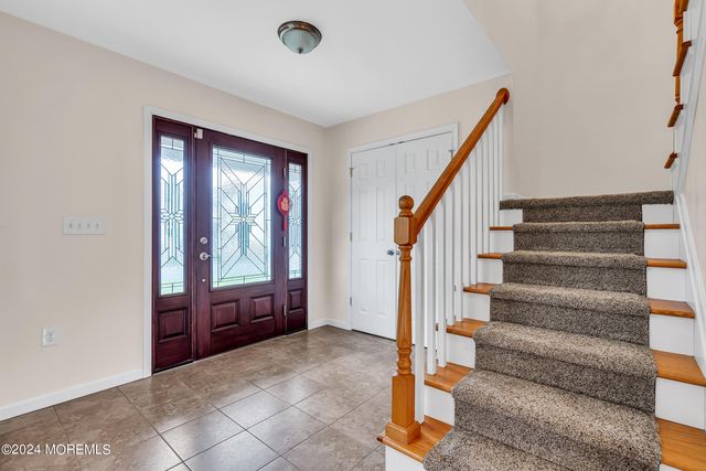 994 Feather Bed Lane, Edison, NJ 08820