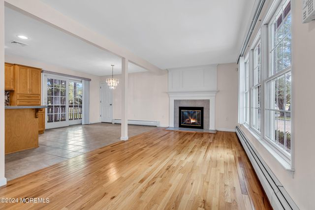 994 Feather Bed Lane, Edison, NJ 08820