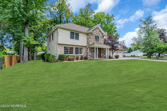 994 Feather Bed Lane, Edison, NJ 08820