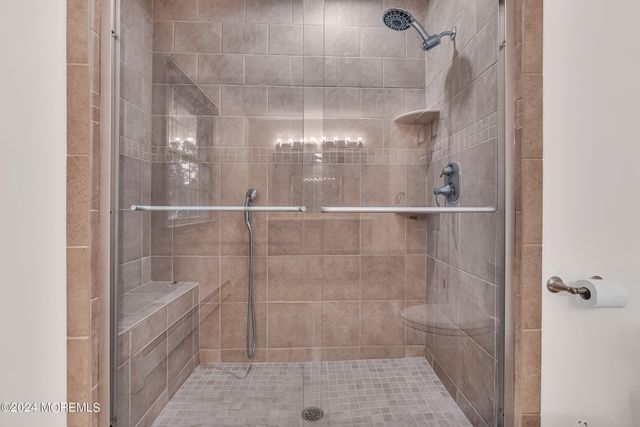 994 Feather Bed Lane, Edison, NJ 08820