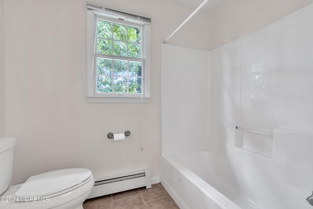994 Feather Bed Lane, Edison, NJ 08820