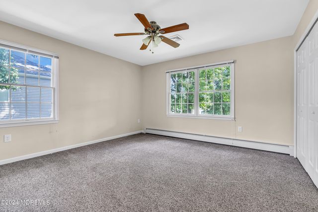 994 Feather Bed Lane, Edison, NJ 08820