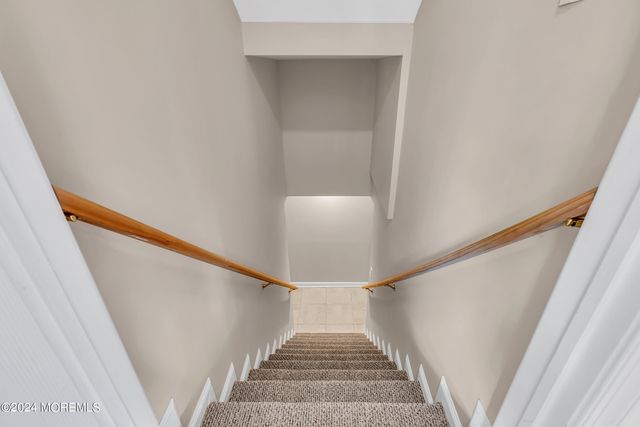 994 Feather Bed Lane, Edison, NJ 08820