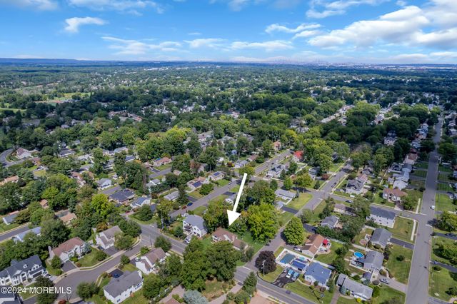 994 Feather Bed Lane, Edison, NJ 08820