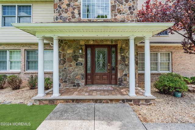 994 Feather Bed Lane, Edison, NJ 08820