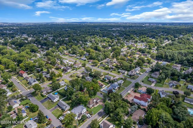 994 Feather Bed Lane, Edison, NJ 08820