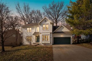6134 N Amoret Avenue, Kansas City, MO 64151