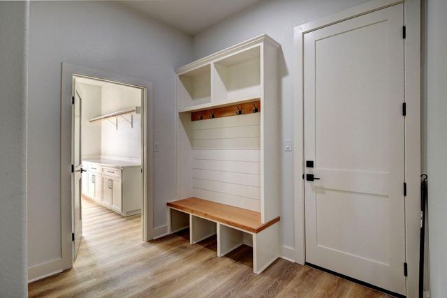 123 Lariat CT, Bastrop, TX 78602