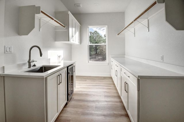 123 Lariat CT, Bastrop, TX 78602