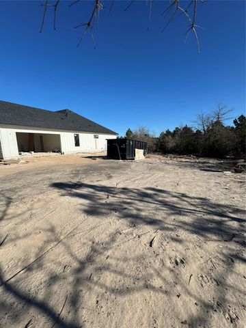 123 Lariat CT, Bastrop, TX 78602