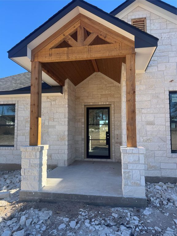 123 Lariat CT, Bastrop, TX 78602