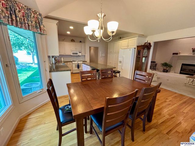 3236 N 159 Avenue, Omaha, NE 68116