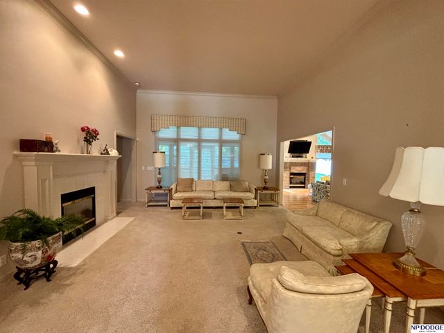 3236 N 159 Avenue, Omaha, NE 68116