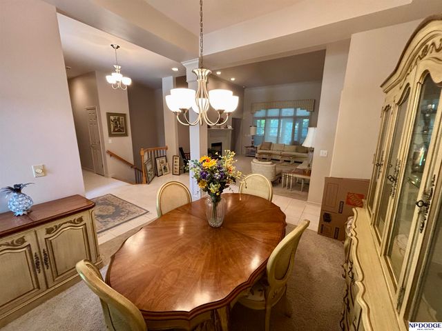 3236 N 159 Avenue, Omaha, NE 68116