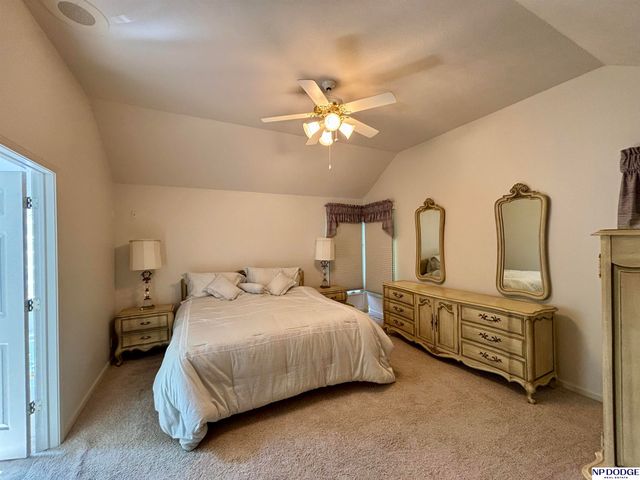 3236 N 159 Avenue, Omaha, NE 68116