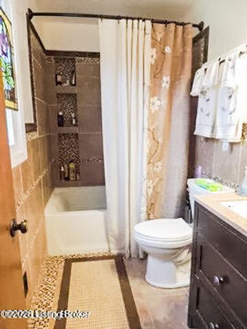 105 Andrea Ct, Bardstown, KY 40004