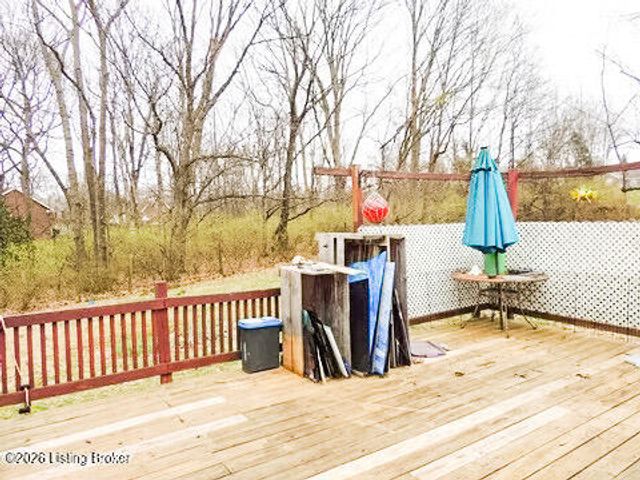 105 Andrea Ct, Bardstown, KY 40004