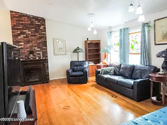105 Andrea Ct, Bardstown, KY 40004