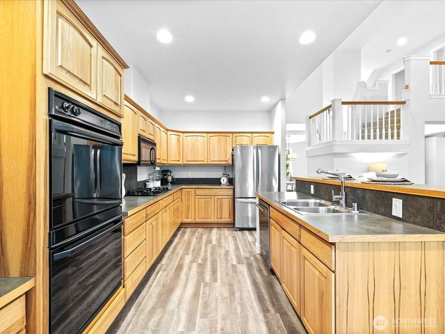 33606 NE Lake Joy Road, Carnation, WA 98014