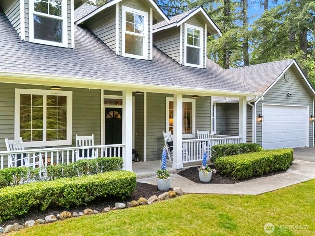 33606 NE Lake Joy Road, Carnation, WA 98014