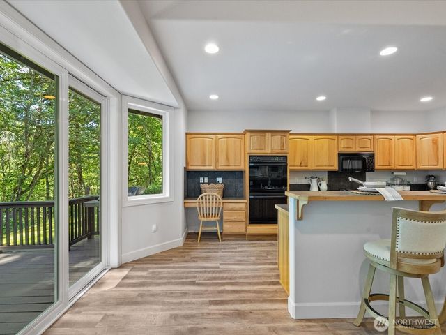 33606 NE Lake Joy Road, Carnation, WA 98014