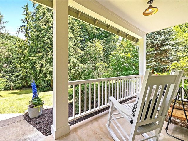 33606 NE Lake Joy Road, Carnation, WA 98014