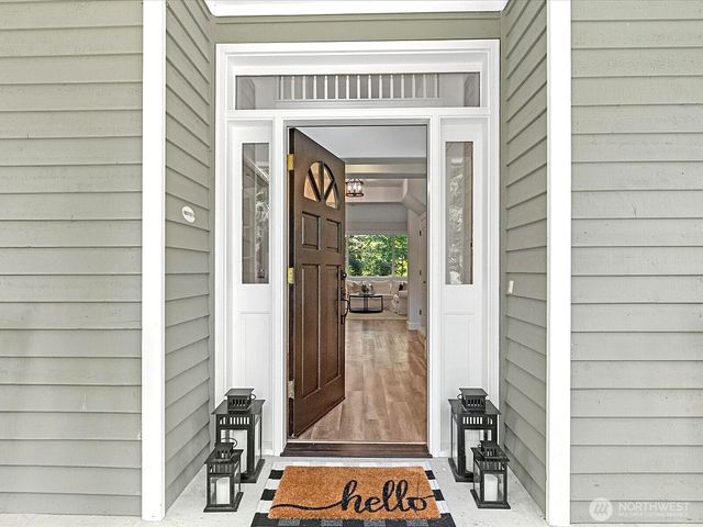 33606 NE Lake Joy Road, Carnation, WA 98014