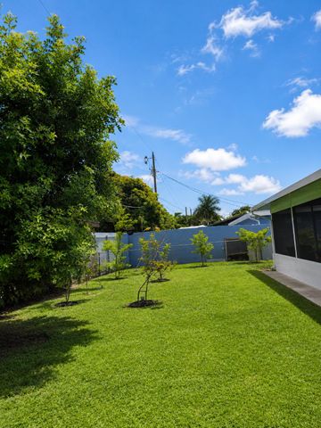 2341 NW 11th Court, Pompano Beach, FL 33069