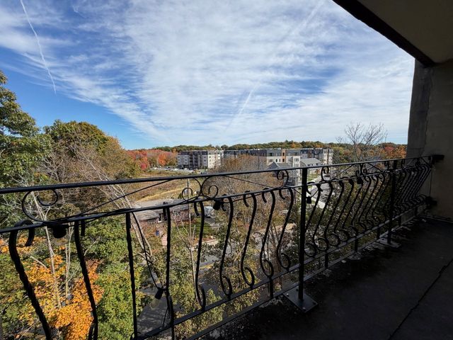 157 Franklin St. E4, Stoneham, MA 02180