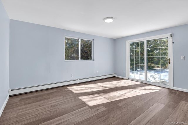 6 Anne Drive, Selden, NY 11784