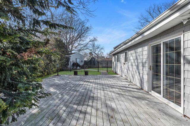 6 Anne Drive, Selden, NY 11784