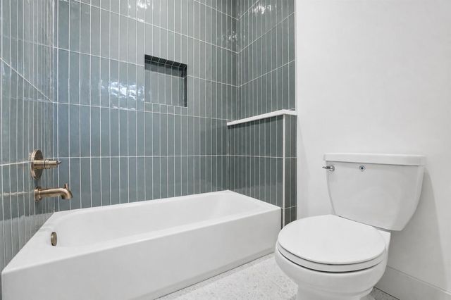 611b E 25th Street, Houston, TX 77008