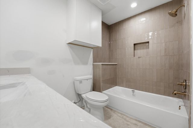 611b E 25th Street, Houston, TX 77008