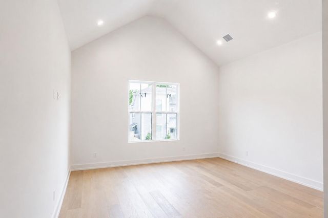 611b E 25th Street, Houston, TX 77008