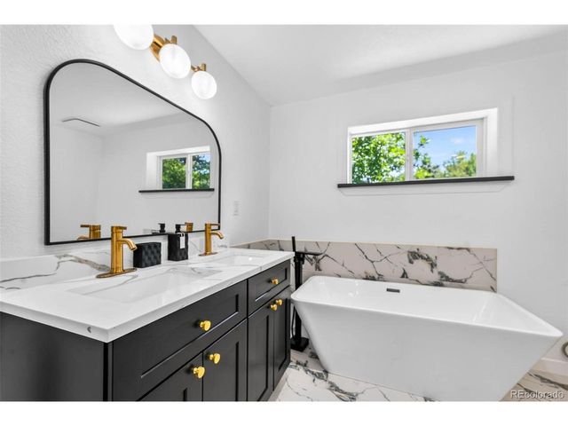 50 S Yukon St, Lakewood, CO 80226