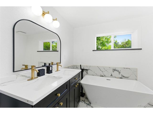 50 S Yukon St, Lakewood, CO 80226