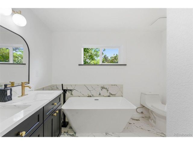 50 S Yukon St, Lakewood, CO 80226
