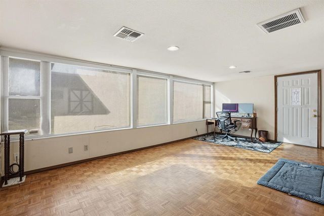 5740 NW 82nd Street, Oklahoma City, OK 73132