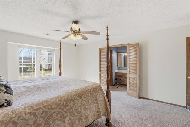 5740 NW 82nd Street, Oklahoma City, OK 73132