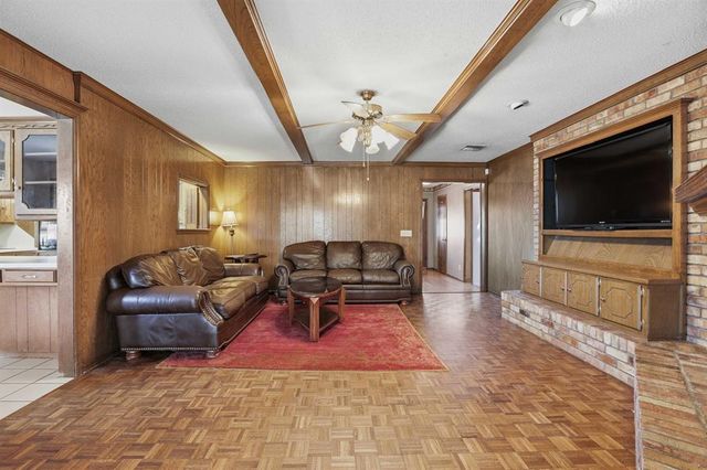 5740 NW 82nd Street, Oklahoma City, OK 73132