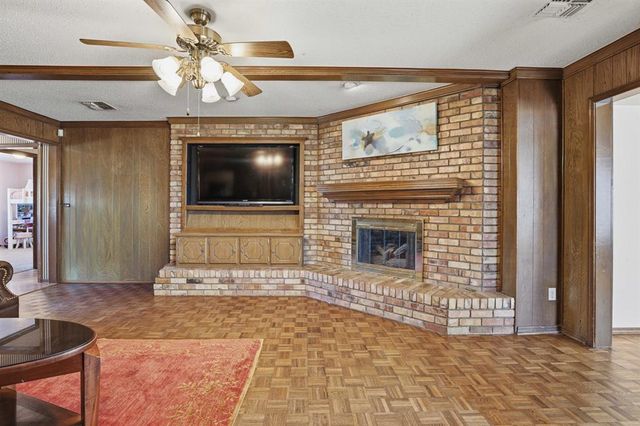 5740 NW 82nd Street, Oklahoma City, OK 73132