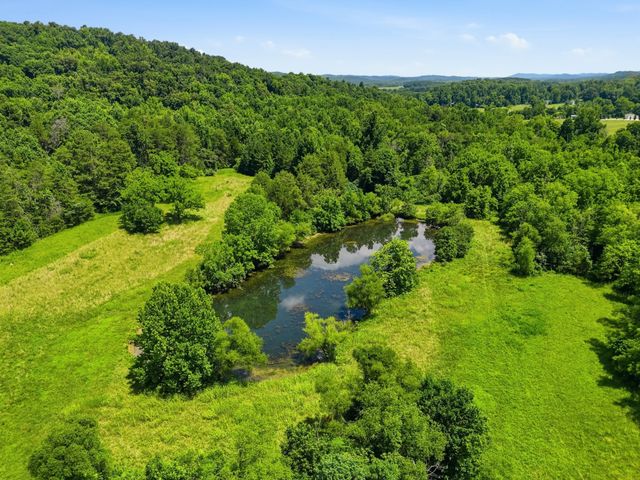 813 Ward Rd, Decatur, TN 37322