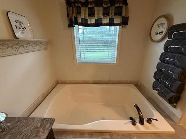 813 Ward Rd, Decatur, TN 37322