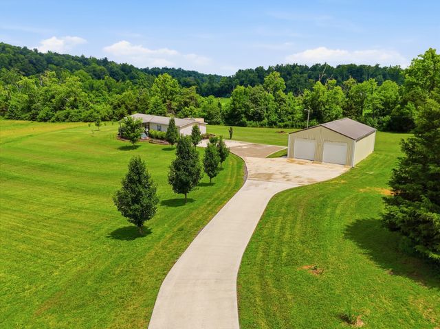 813 Ward Rd, Decatur, TN 37322