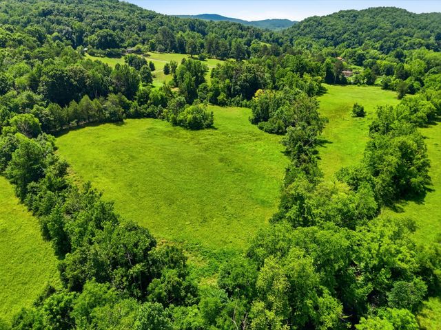 813 Ward Rd, Decatur, TN 37322
