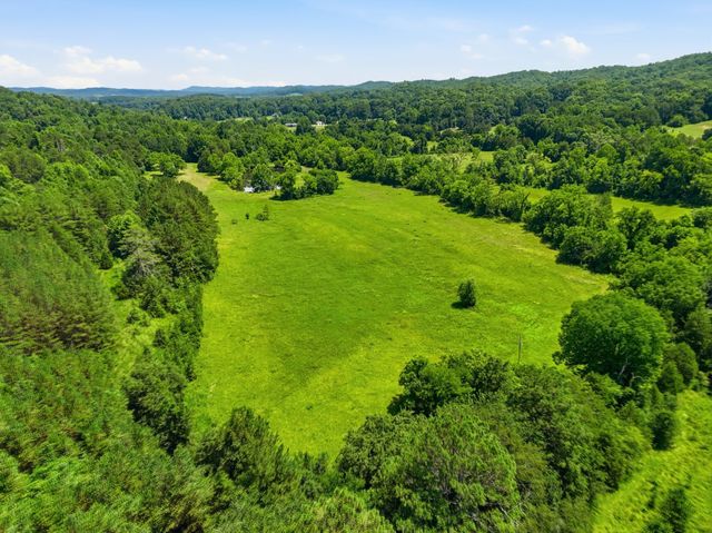 813 Ward Rd, Decatur, TN 37322